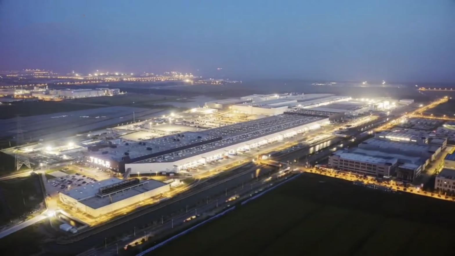 Giga Shanghai. Tesla’s volume factory does not share a regulator with the NRO.
