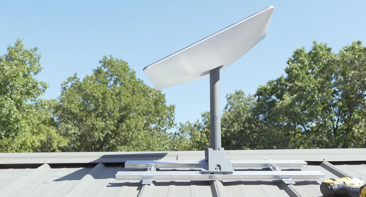 A working dish is EAR-leaning. The classified bus is not.